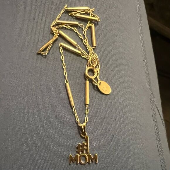 #1 MOM PENDANT & signed designer gold plated choker necklace - Picture 4 of 4